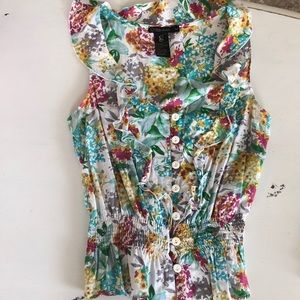 Sleeveless floral tank